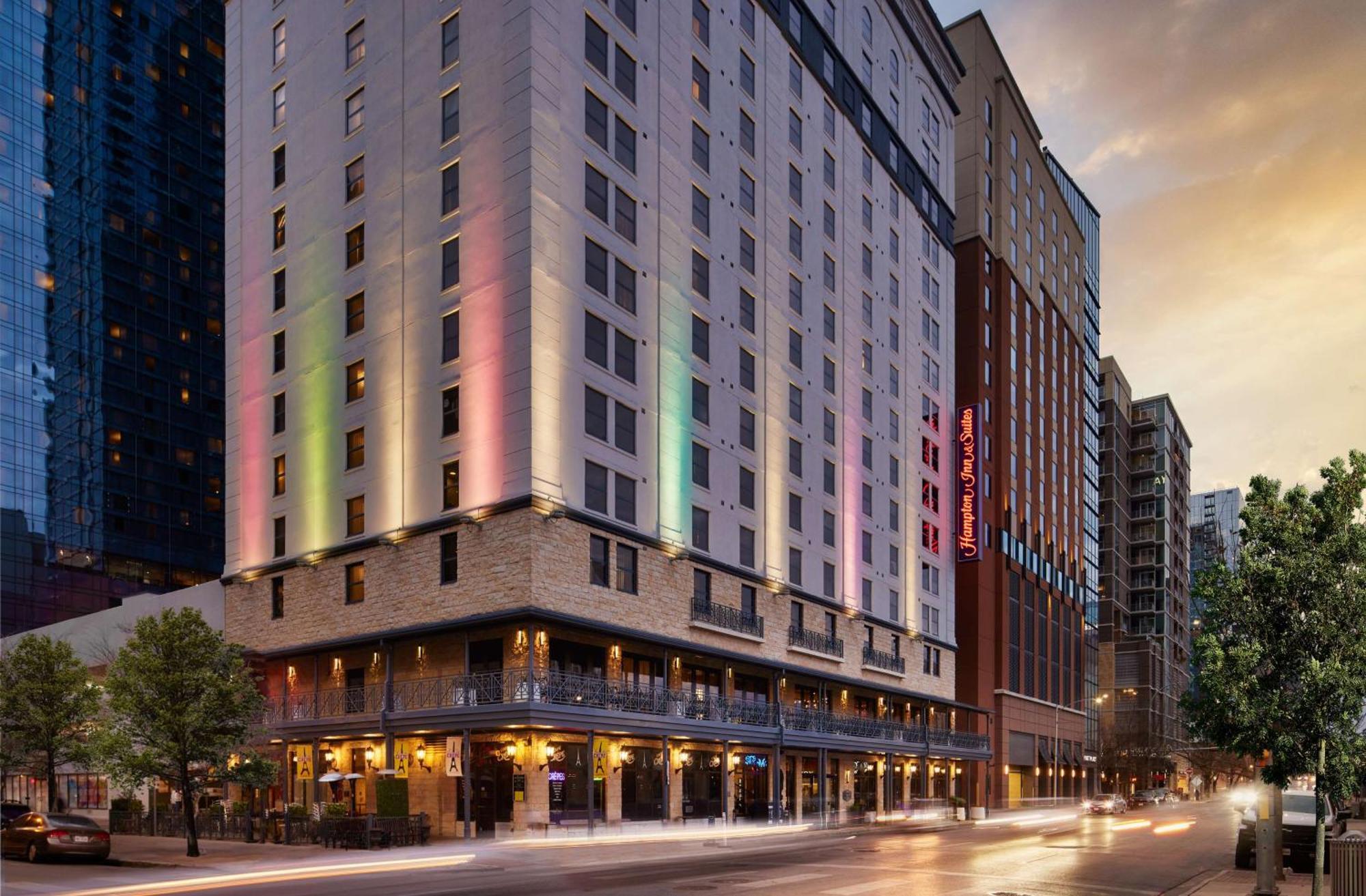 Hampton Inn & Suites Austin-Downtown/Convention Center Bagian luar foto